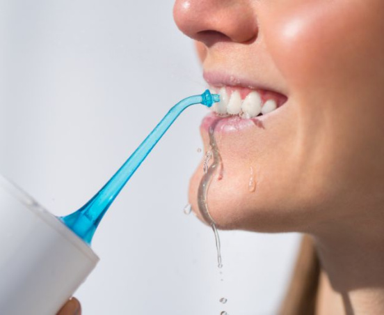 Jak używać irygatora do zębów? Praktyczny poradnik