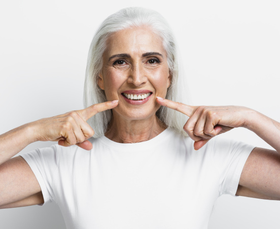 Mosty protetyczne – co warto o nich wiedzieć i jak o nie dbać?