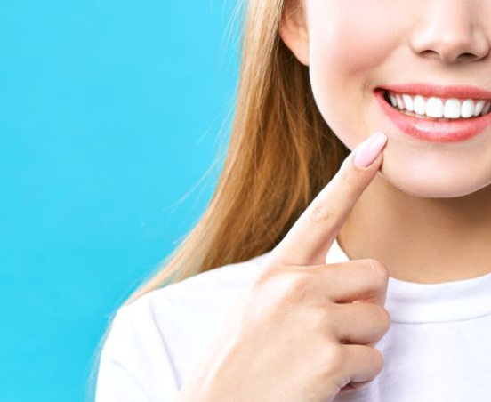 Jak dbać o zęby w wieku dorosłym?